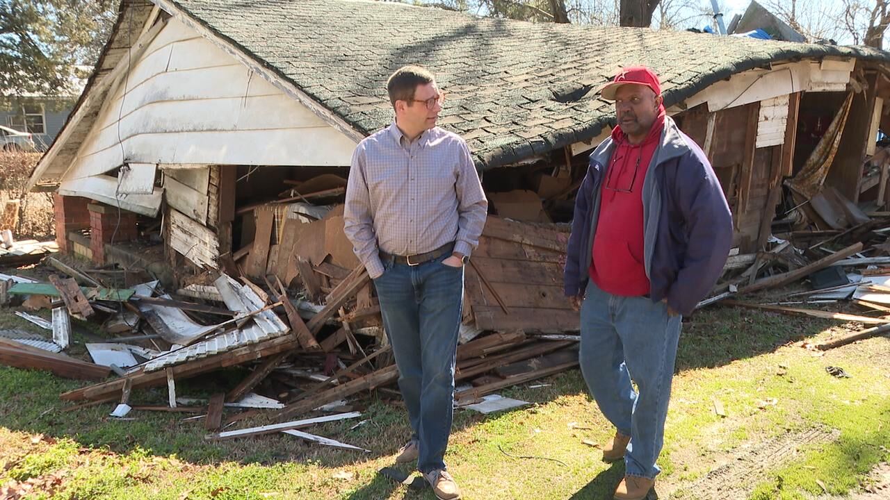 Ministry group helps build new home for snow storm victim